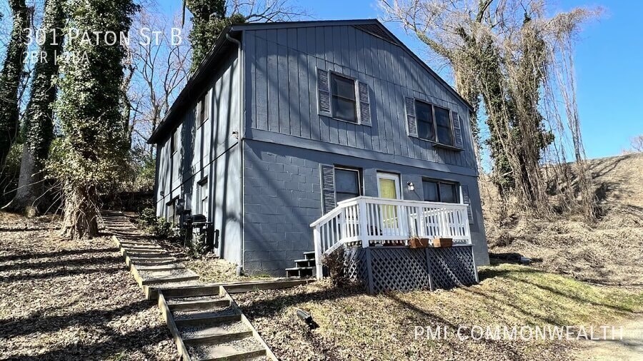 Photo - 301 Paton St B-