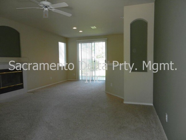 Foto del edificio - Single Story Laguna West Home