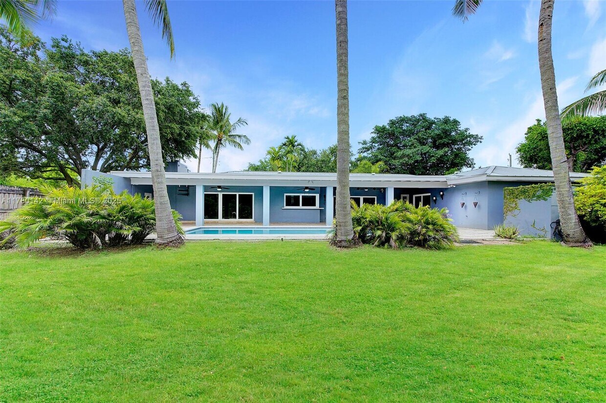 Foto principal - 7396 SW 128th St