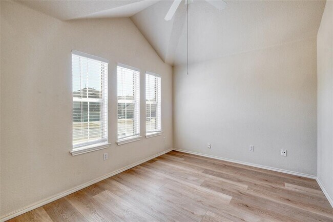 Foto del edificio - 1538 Haynie Bend