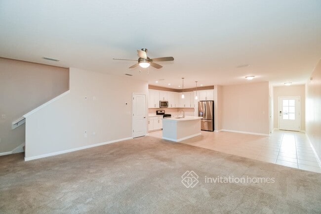 Building Photo - 420 Pine Bluff Dr