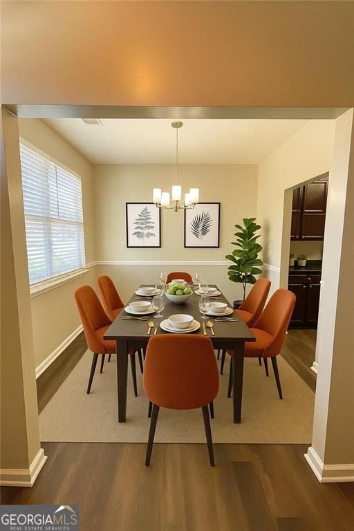 Foto del edificio - 6303 Ellenwood Dr