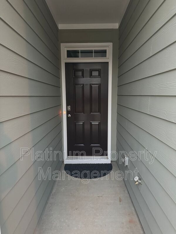 Building Photo - 488 Stoneybrook Dr