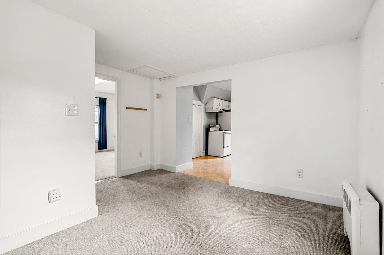 Sala de estar - 216 Jewett St