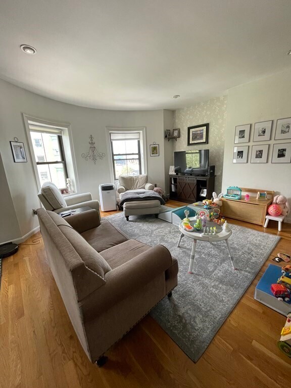 491 Massachusetts Ave Unit 3, Boston, MA 02118 Apartments in Boston