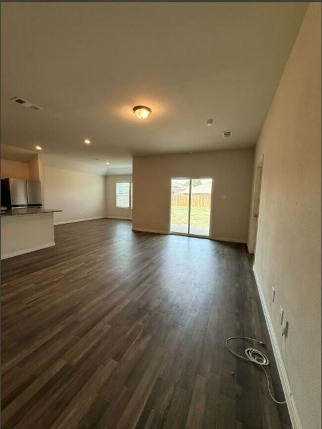 Building Photo - 3637 Silver Maple Ln