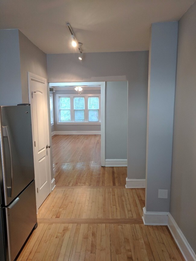 Foto del edificio - 4103 W Nelson St
