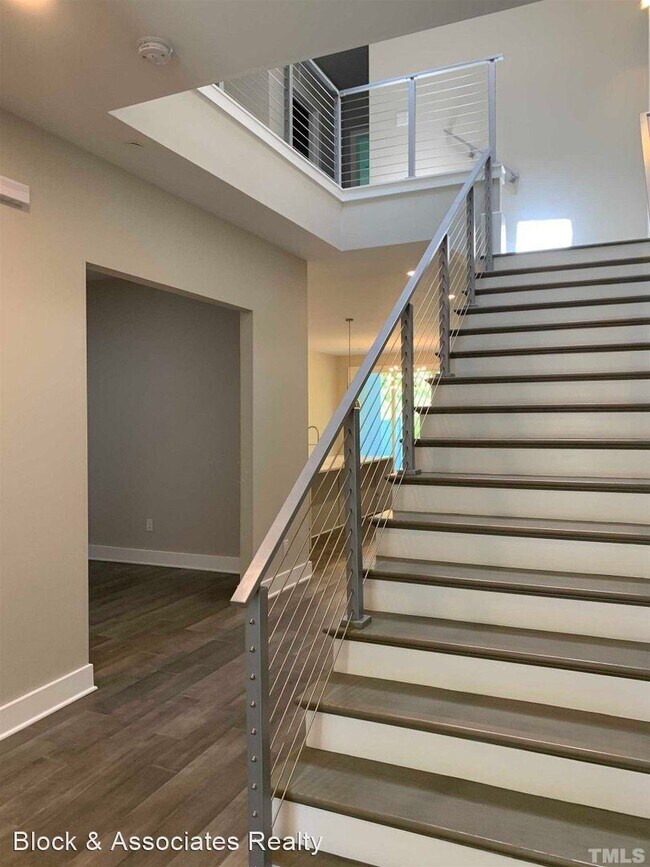 Foto del edificio - 3 br, 4 bath House - 4016 Southpoint Landing