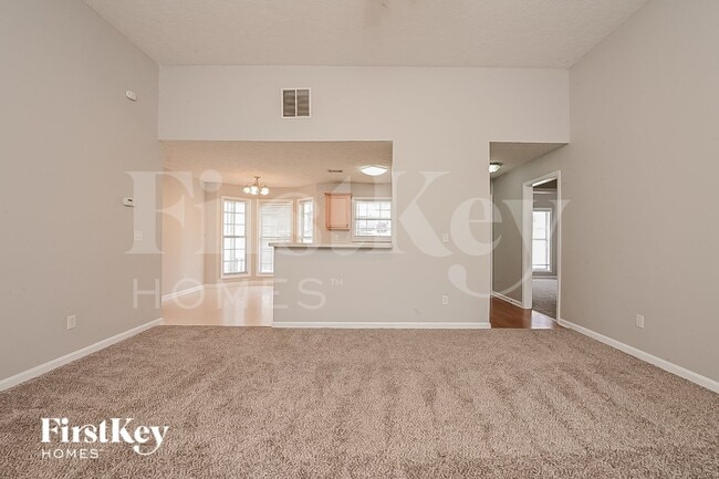 Foto del edificio - 164 Highland Cir