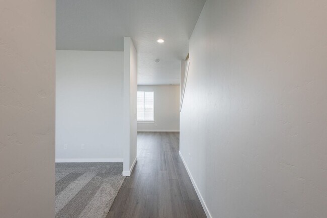 Foto del edificio - Brand New 4 Bed 2.5 Bath House in Star