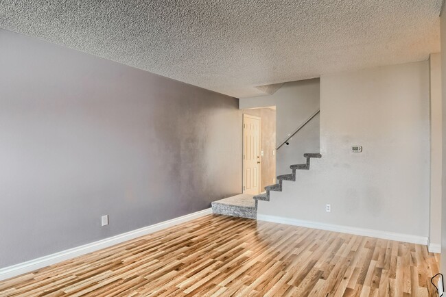 Building Photo - 4 Bedroom Home in Parker