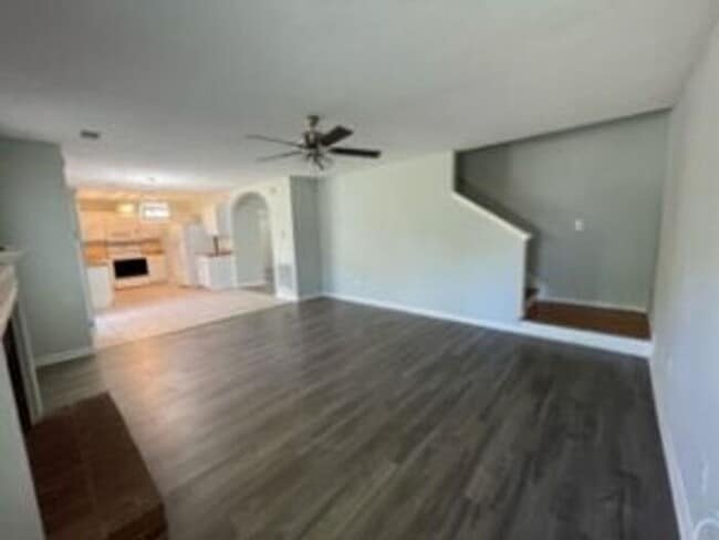 Foto del edificio - 122 Oak Cove Dr