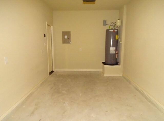 Building Photo - 7042 Lakeview Dr.