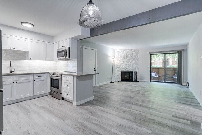 Photo - 3315 S Ammons Street Apartment
