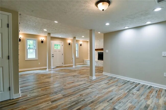 Building Photo - 148 Alfred Ln
