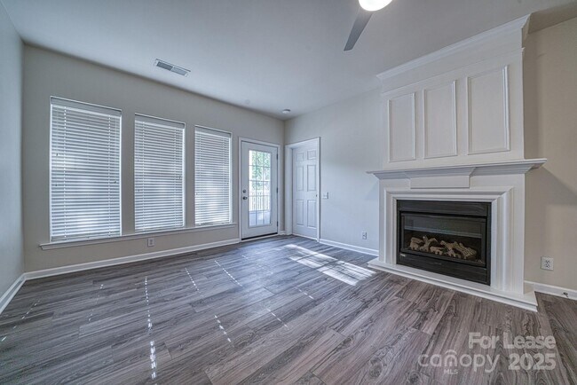 Building Photo - 3246 Margellina Drive