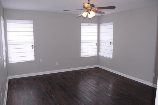 Foto del edificio - 3502 Rosedale St