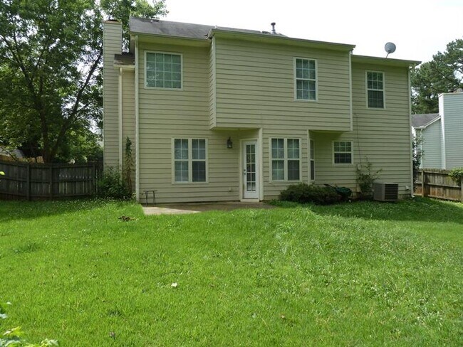 Foto del edificio - 4096 Amberly Green