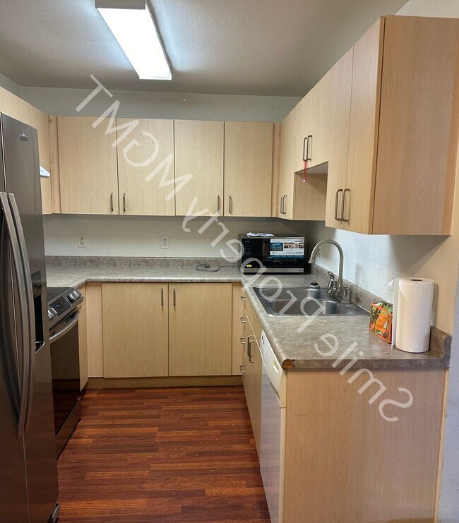Foto del edificio - 2 bedroom with 2 bath Apartment