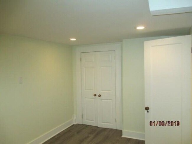 Foto del edificio - 7701 Jeannette St