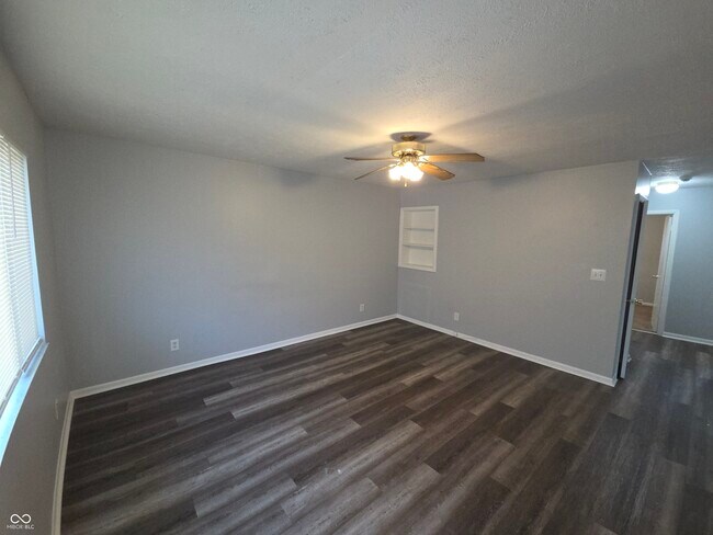 Foto del edificio - 1256 N Ridgeview Dr