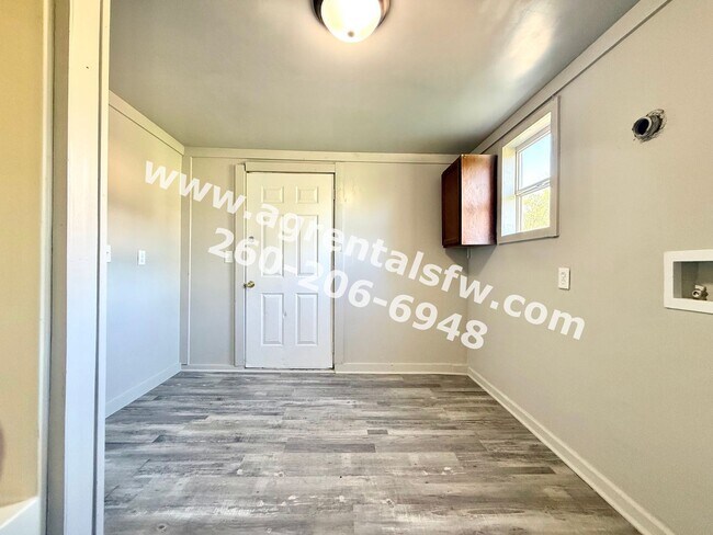Foto del edificio - 6631 Goings Rd
