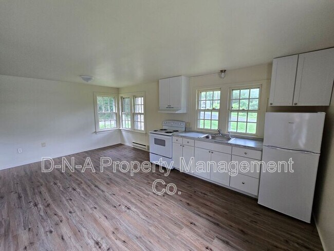 Building Photo - 429 Zinc Ln