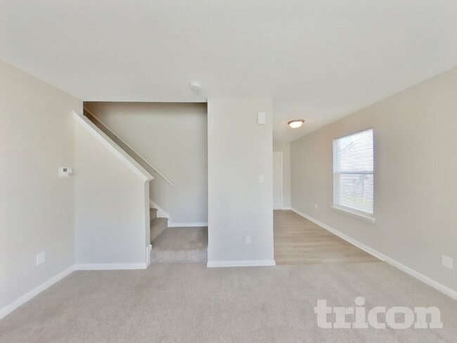 Building Photo - 8023 Grove Berry Way