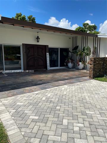 Building Photo - 7860 SW 134th Ter