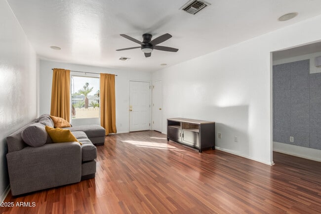 Building Photo - 2361 E Riviera Dr
