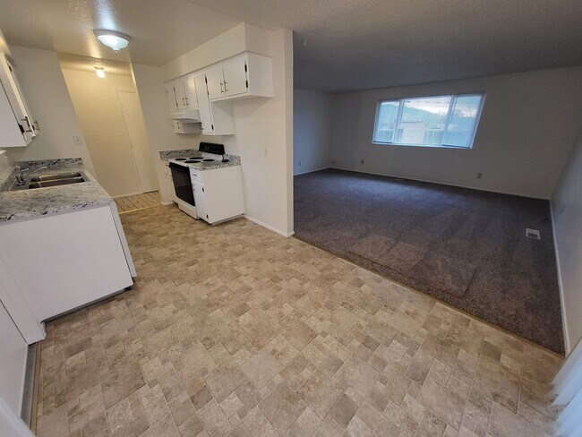 Foto del edificio - 4993 August Dr