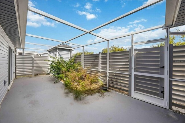 Foto del edificio - 3300 Loveland Blvd