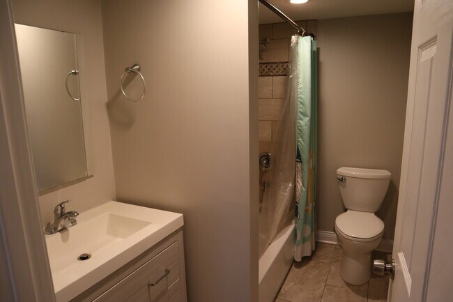 Foto del edificio - 934 Ridge Ave