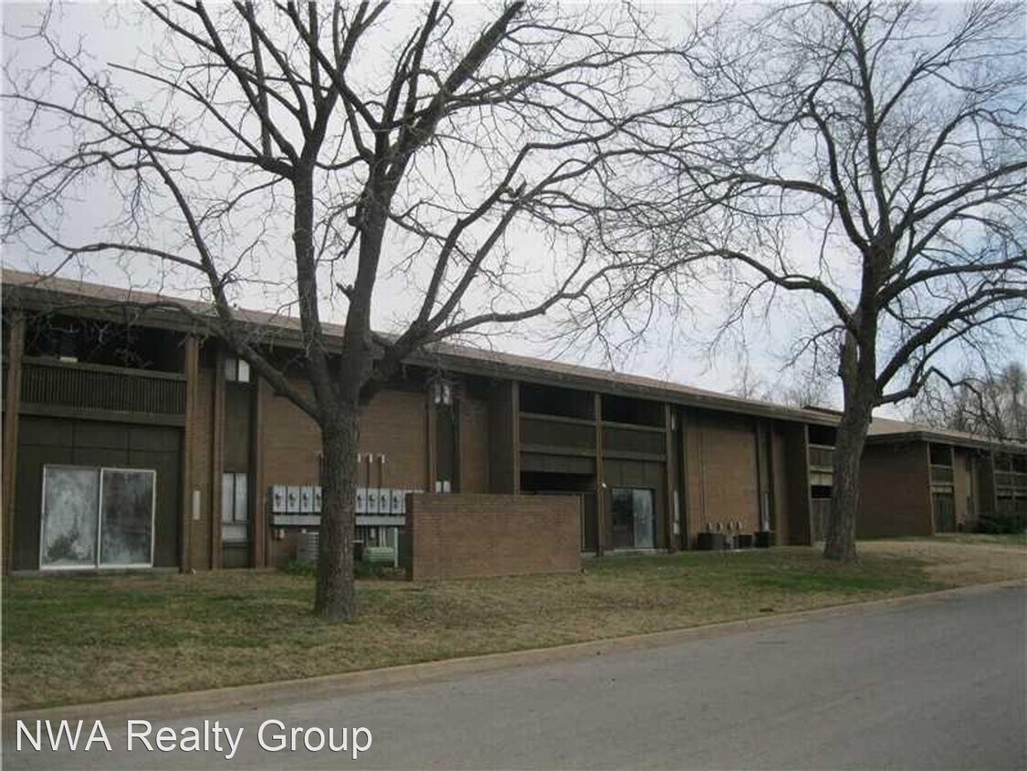 Primary Photo - 2 br, 2 bath House - 311 S. 7th Street