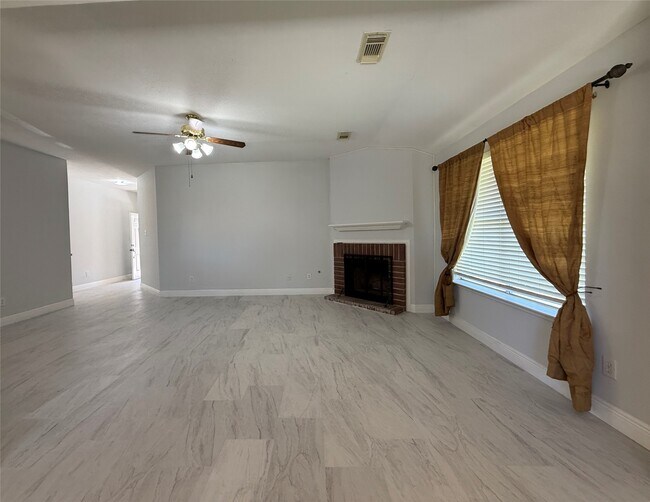 Building Photo - 14419 Golden Cypress Ln