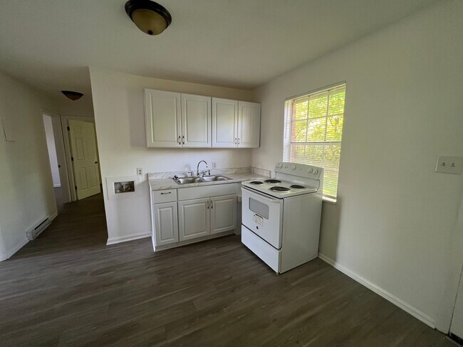 Foto del edificio - 3602 Greensboro St