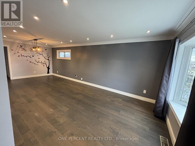 Photo du bâtiment - 52 Terraview Blvd