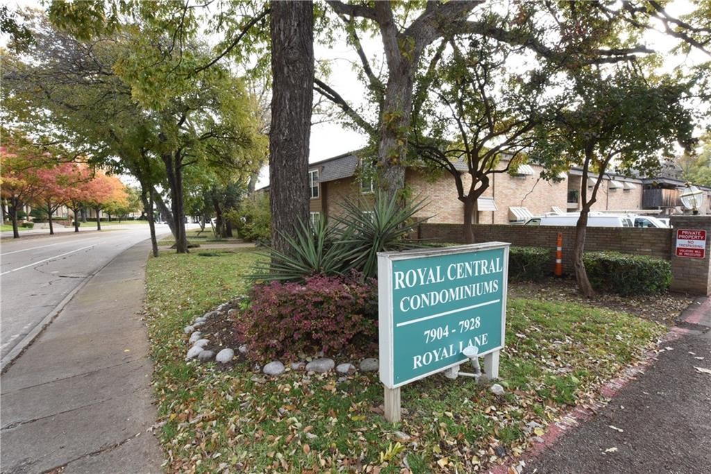 Foto principal - 7920 Royal Ln
