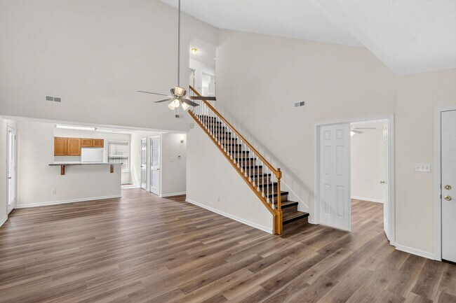 Building Photo - 1716-1718-1718 Juniper Dr