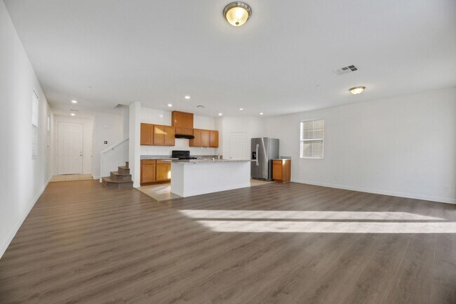 Foto del edificio - LIKE BRAND NEW INSPIRADA HOME