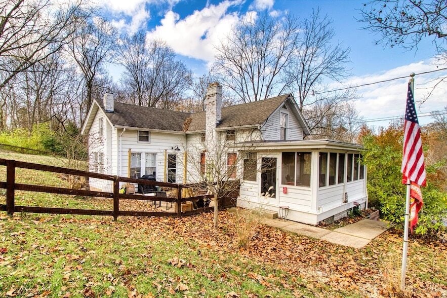 Photo - 7249 State Road Unit