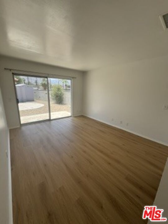Foto del edificio - 74430 Driftwood Dr