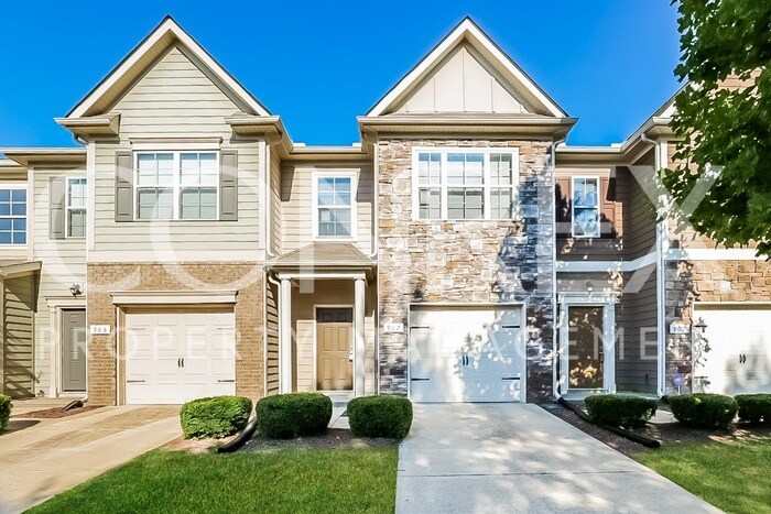 Primary Photo - Move-In Ready 3 Bedroom Townhome in Murfre...