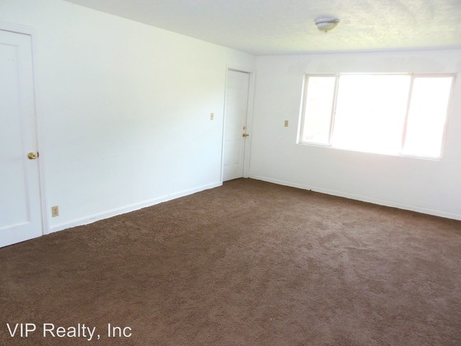 Building Photo - 55 N Hampton Rd