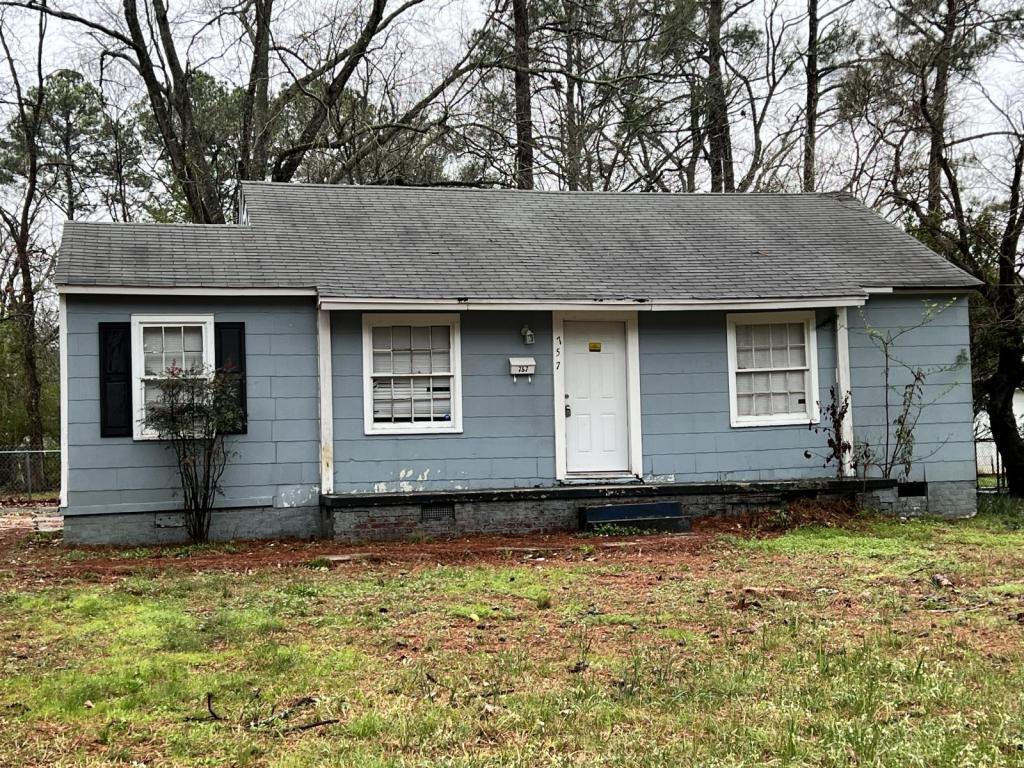 Primary Photo - 757 Robinhood Rd