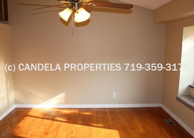 Building Photo - RENOVATED 3 BEDROOM IN WOODLAND HILLS