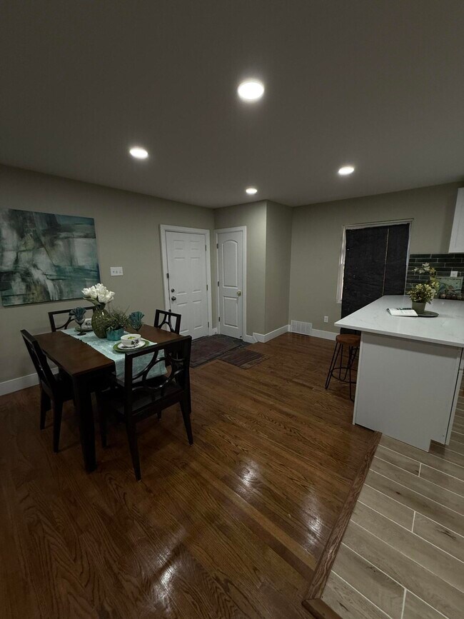 Foto del edificio - 16540 Marlowe St