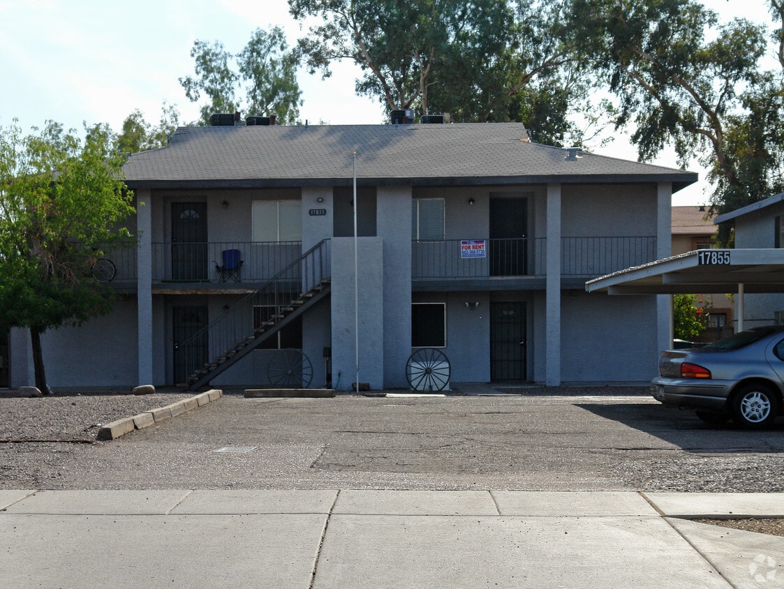 Building Photo - 17855 N 40th St