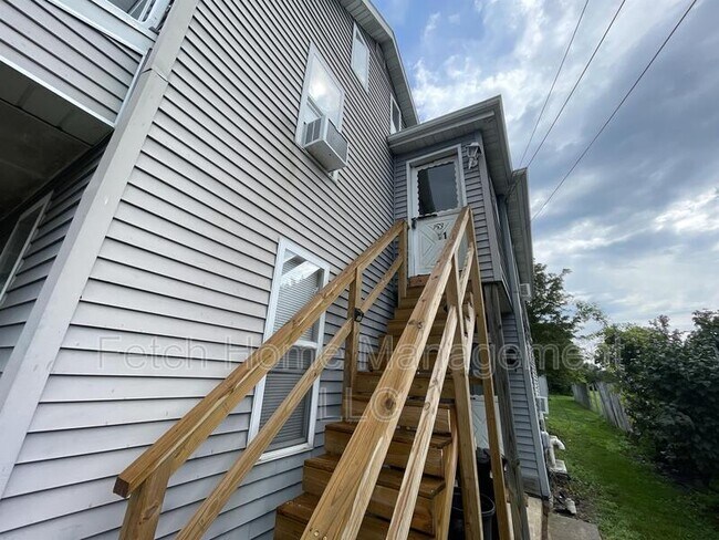 Building Photo - 153 N Hanover St