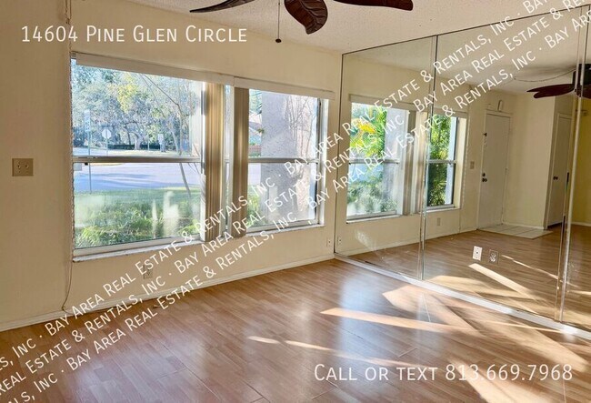 Foto del edificio - 14604 Pine Glen Cir